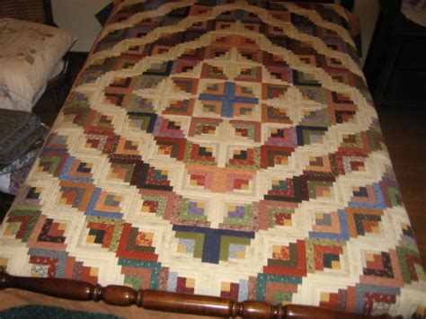 Maybe you would like to learn more about one of these? 1000+ images about curved log cabin quilt on Pinterest ...