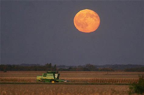 Full Moon Friday The 13th Brings Fall Harvest Moon To Illuminate The