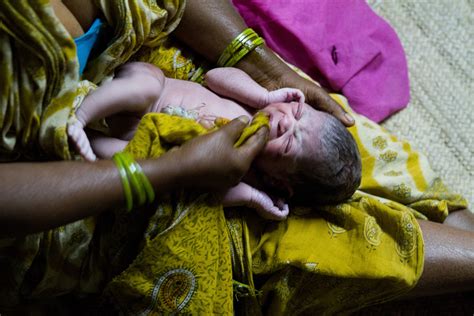 Photos 90 Km From Kolkata Traditional Midwives Are Still The Only Hope For Expectant Mothers
