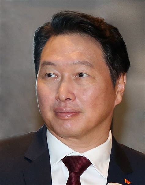 ↑ 최태원 sk그룹 회장 / 사진 = 연합뉴스. "최태원 SK 회장 대한상의 차기 회장 유력"- 헤럴드경제