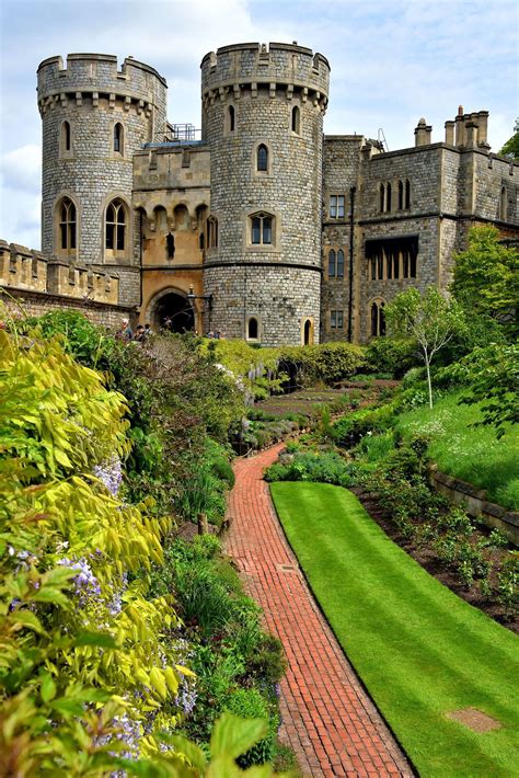 Mary reigned over scotland for just over 24 years between december 1542 until her forced abdication. Queen Mary's Doll House at Windsor Castle in Windsor ...