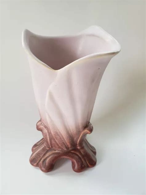 BEAUTIFUL WELLER POTTERY Lido Calla Lily Vase 1930s Mauve Pink 29