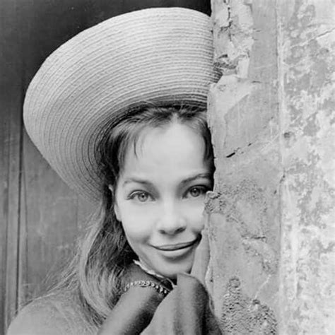 Pin By William Hughes On Leslie Caron Leslie Caron Turner Classic