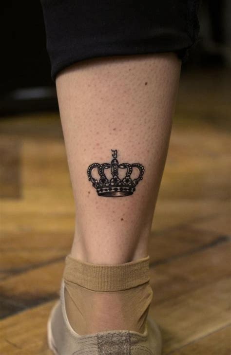 This In My Wrist Would Be Perfect Crown Tattoos For Women Crown