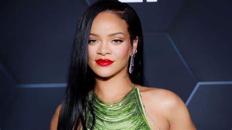 Rihanna Biography Wiki Height Age Net Worth And More