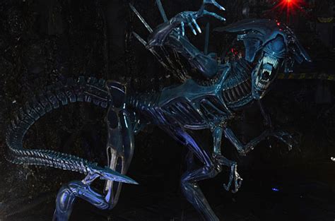 Check spelling or type a new query. Aliens Xenomorph Queen Ultra Deluxe Boxed Action Figure