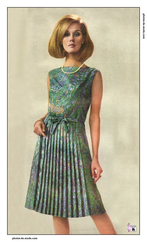 Les années 60 de mode vintage femmes robes mini rétro. mode années 60 1966 | Idées de mode, Robe de cocktail ...
