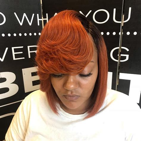 35 Modern Ways To Style A Feathered Bob In 2024