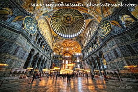 Ada sebuah survei di tahun 2013 yang membuktikan bahwa turki mempunyai 82.693 bangunan masjid. Paket Tour Cheria Travel: Paket Tour Ke Istanbul Turki 2013