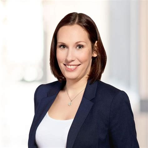 Maybe you would like to learn more about one of these? Verena Mayer - Analyst Communication Consulting - Willis ...