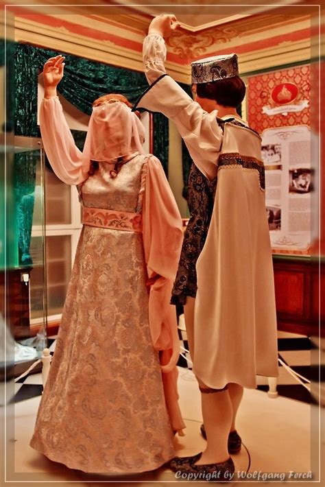 Jerrisapparel aschenputtel kleid prinzessin kostüm schmetterling mädchen. Drei Haselnüsse für Aschenbrödel | Aschenbrödel, Kleider ...