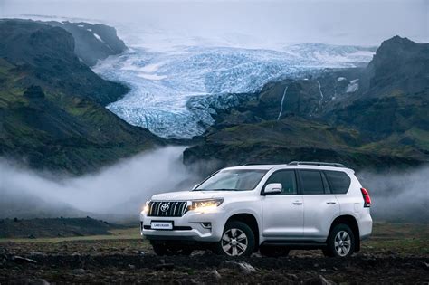 Guide To Renting A 4x4 In Iceland Lava Car Rental Lava Car Rental