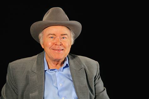 Roy Clark Country Legend And Star Of Hee Haw Dies At 85
