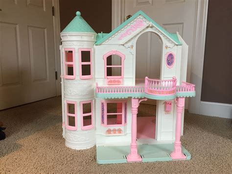 1998 Deluxe Barbie Dream House With Working Elevator And Original