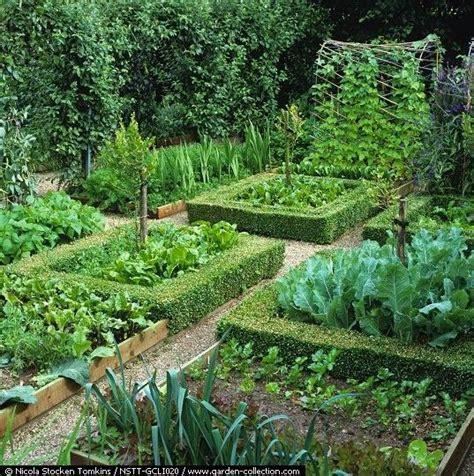 French gardens are a delight to behold, with their geometric lines the first gardens at versailles were laid out in the 1630s to the west of the chateau under the watch of i can see how a design such as that would look beautiful from above. Willow Bee Inspired: Garden Design No. 18 - The Potager