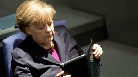 Hacker Angriff Auch Merkels Computer War Infiziert Bz Berlin