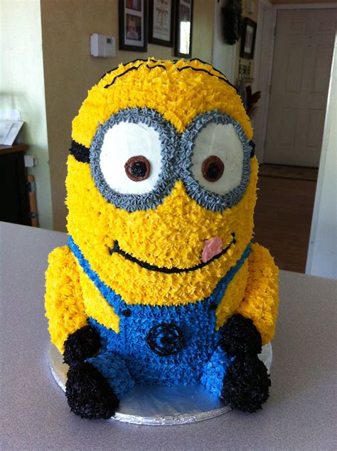 Minion Cake Made With Buttercream Icing By Cindy Kah Girl Minion