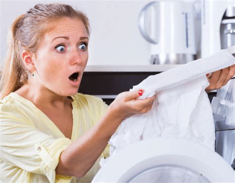 Comment nettoyer une tache de peinture à l'eau (acrylique). Comment enlever une tache de sang facilement - 3 remèdes