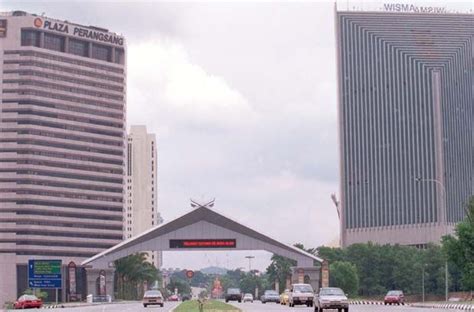 Hotel vicino alla plaza shah alam. Plaza Perangsang in sale tender exercise | KLSE Screener
