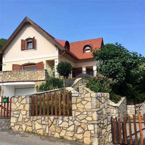 Compara opiniones y encuentra ofertas de hotel en con skyscanner hoteles. Nyugalom Szigete Vendégház Szigliget | apartman.hu ️