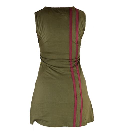 Par son très large éventail d'options et d'assortiments, la robe bohème chic s'adapte à tous les corps, toutes les morphologies, toutes les envies. Robe baba cool kaki - Vêtement femme