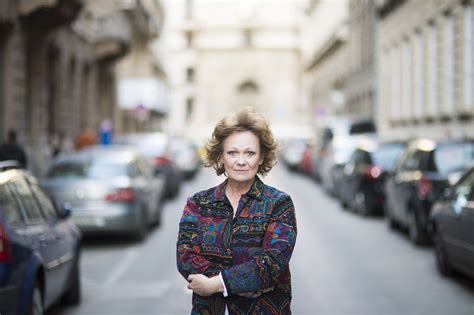 Vajtó lajos sosem titkolta, hogy szerinte a kislánya édesanyja reinkarnációja. Szörnyű állapotban van Básti Lajos egykori villája: Básti ...