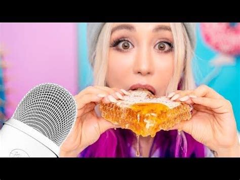 I Tried Asmr Eating Raw Honeycomb Slime Popping Candy Sticky Crunchy Satisfying Sounds