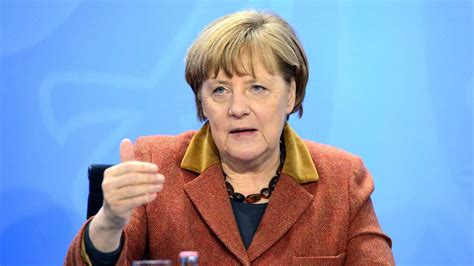 Angela Merkel Kräver Att Tysk Turkisk Journalist Släpps Svt Nyheter