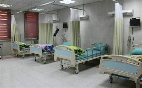 مريضة ملقاة على الأرض تشعل الغضب في مصر دخلت المستشفى بمرض كبدي
