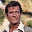 Obituary: Sir Roger Moore - BBC News