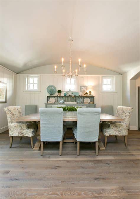 Coastal Style How To Get The Look Town And Country Living