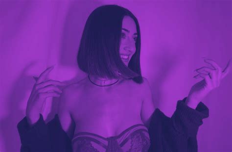 Shift (and time stands still)