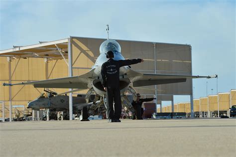 Viper Demo Team Soars Into 2016 Season Shaw Air Force Base Article
