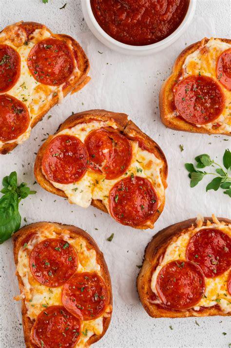 Air Fryer Garlic Bread Pizza Toast Mommy Hates Cooking