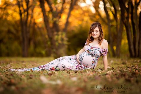 20 Maternity Photography Tips For Beginning Photographers