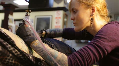 Female Tattoo Artists Make Their Mark In Oakland Oakland North