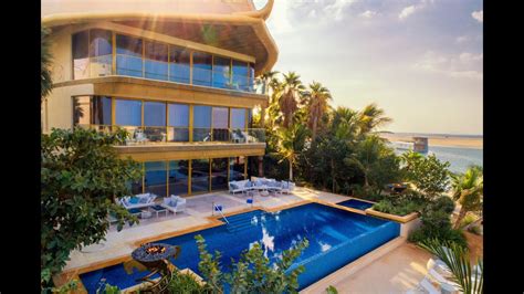 Tour the Pinnacle of Opulence: Ultra-Luxury 6 Bedroom Mansion Revealed