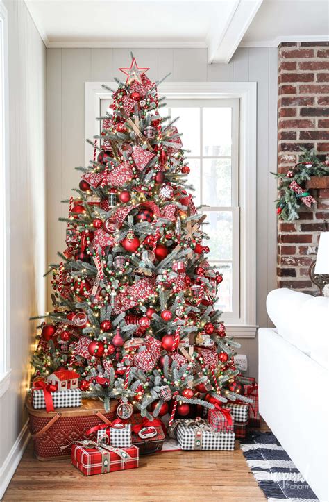 10 Decorated Christmas Trees Images Decoomo