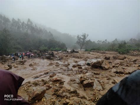 Massive Landslide In Munnar Kerala Photos Hd Images Pictures News