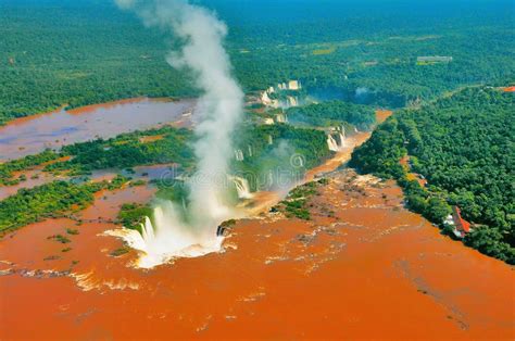 Vista Aérea De Las Cataratas Del Iguazú Foto De Archivo Imagen De