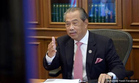 Muhyiddin, who is from bersatu, did not hishammuddin's appointment, if it goes ahead as planned, is seen to bolster muhyiddin's shaky position following the withdrawal of support from an umno mp. Learn from 2020 challenges, step into 2021 with greater ...