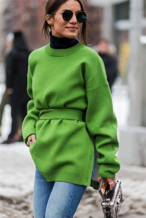 20 Subtle Green Outfit Ideas Perfect For St Patricks Day St Patrick
