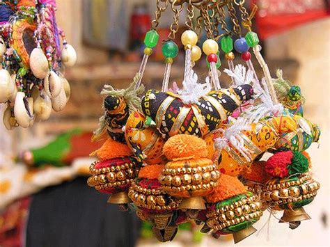 Crafts Of Rajasthan On The Streets Of Mandawa Jhunjhunu District