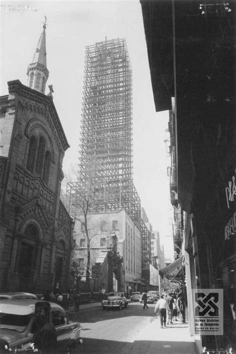 Cuenta con los siguientes servicios: México D.F. Construcción de la Torre Latinoamericana, 1956 ...