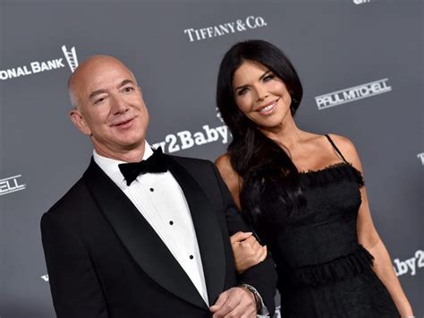 jeff bezos girlfriend lauren sanchez relationship timeline in photos