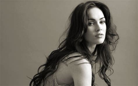 2560x1600 Megan Fox 2019 Monochrome 2560x1600 Resolution Hd 4k Wallpapers Images Backgrounds