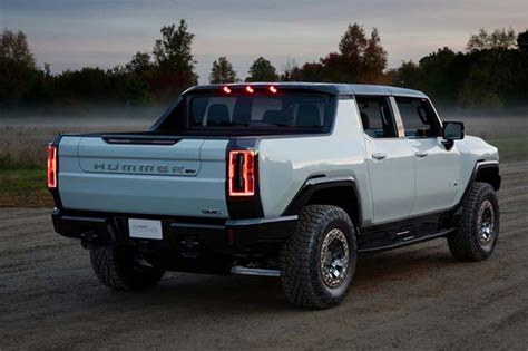 Gmc Hummer Ev Revealed With 350 Miles Of Driving Range
