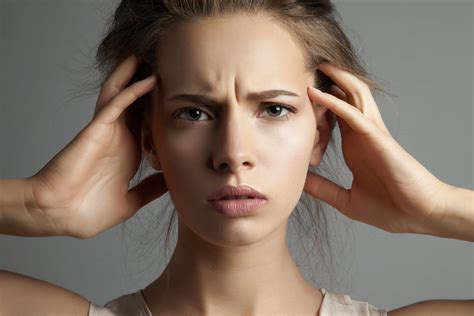3 Effects Of Stress On Your Face And How To Ease The Anxiety