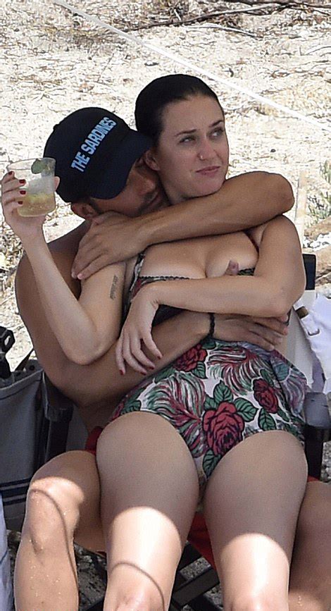 Katy Perry Touchy With Orlando Bloom 12 New Pics