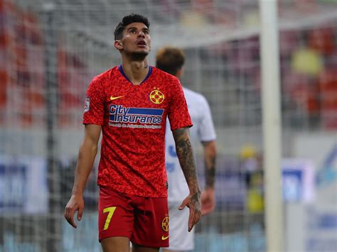 Florinel coman, 22, aus rumänien fcsb, seit 2017 linksaußen marktwert: VIDEO EXCLUSIV | Transferul lui Florinel Coman e în impas! "S-ar putea să revină americanii cu ...